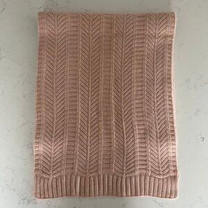 Love & Lore Chunky Cozy Cable Knit Acrylic Nylon Scarf/Wrap Soft Pink Sz OS